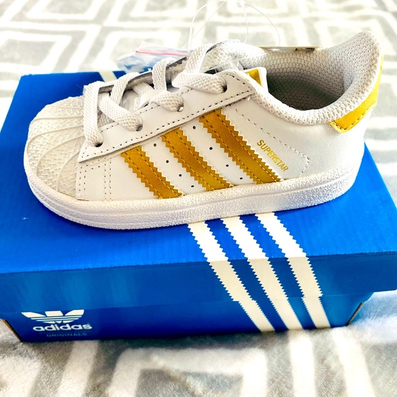adidas | Shoes | Adidas Superstar L Gold Shelltoes | Poshmark